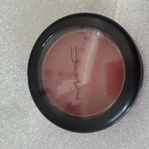 MAC powder blush
